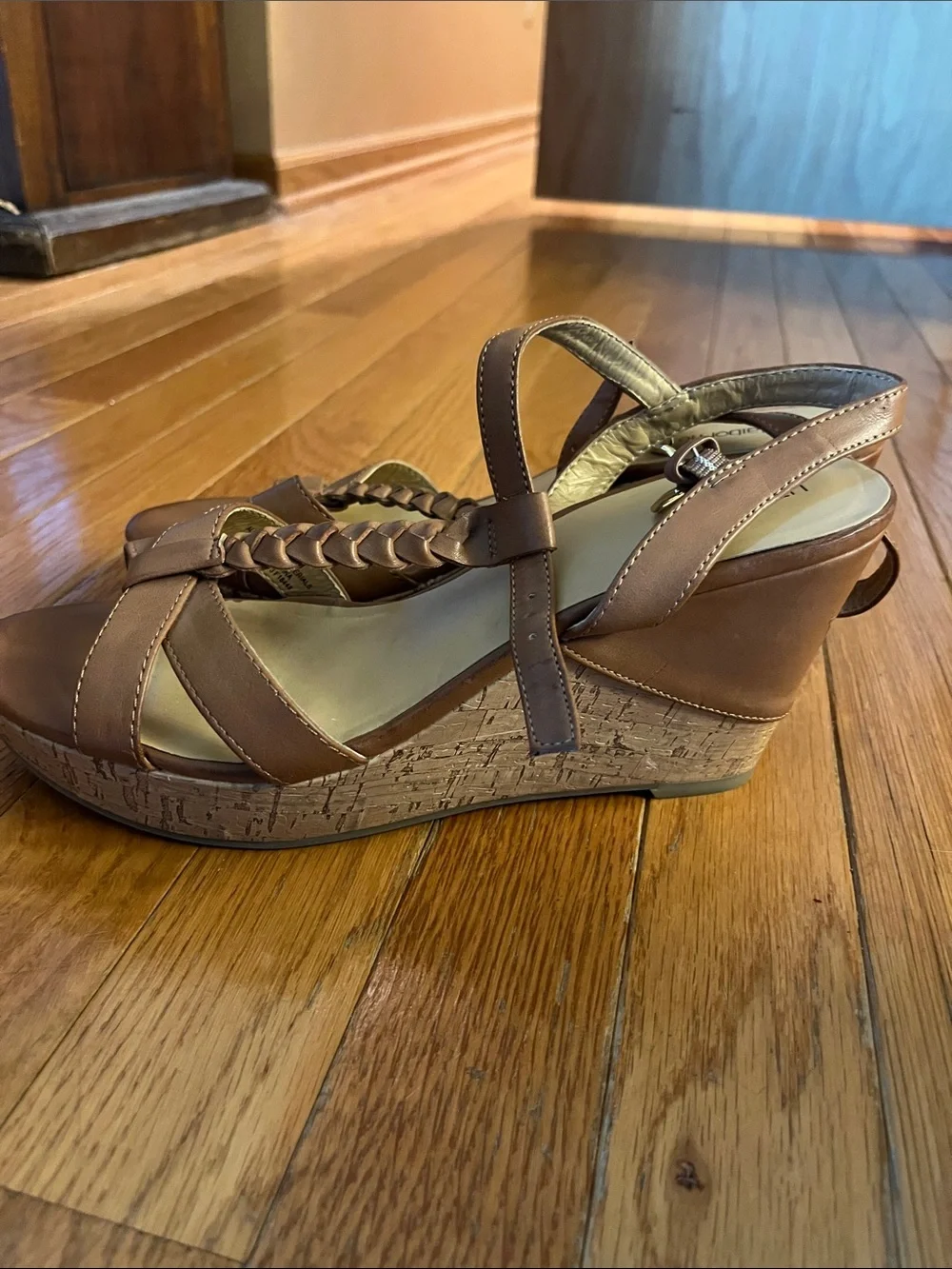 Liz Claiborne Tan Braided T‑Strap Wedge Sandals